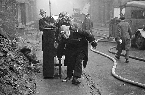 Woodbine bomb damage, Taylors depository. London, 3rd February 1941