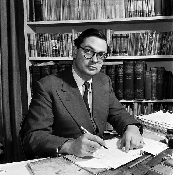 Woodrow Wyatt. MP. November 1953 D6660