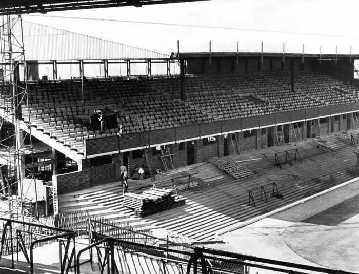 Framed Print : Work under way on the new Railway End stand at St Andrews Framed Print : Work under way on the new Railway End stand at St Andrews
