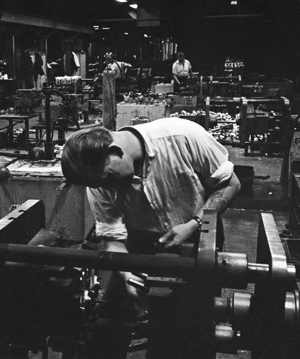 Framed Print : Workers casting moulds on the shop floor of the G. E. C. Foundry, Electric Avenue, Witton Framed Print : Workers casting moulds on the shop floor of the G. E. C. Foundry, Electric Avenue, Witton
