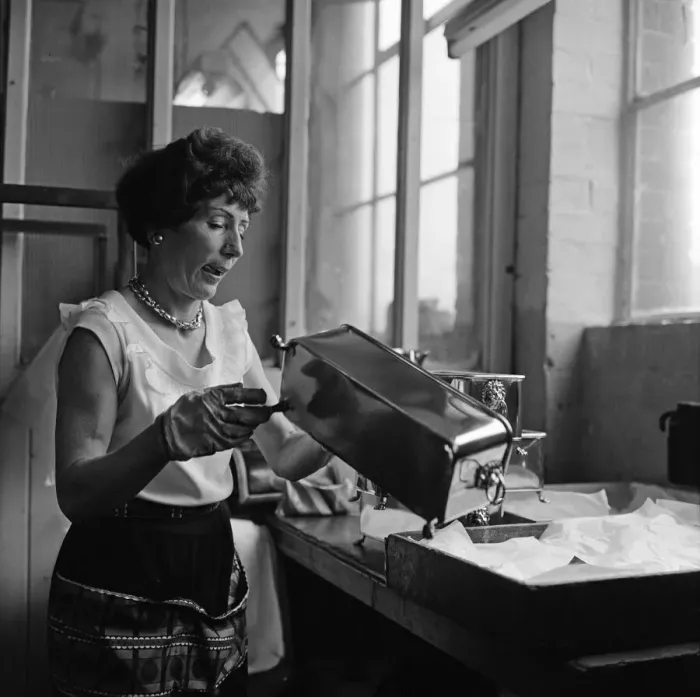 Framed Print : Workers at a decorative metalware works in Birmingham, West Midlands. 5th October 1967 Framed Print : Workers at a decorative metalware works in Birmingham, West Midlands. 5th October 1967