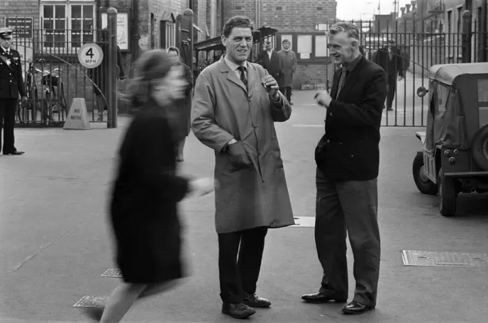 Framed Print : Workers outside the Rolls Royce factory in Derby, 4th April 1968 Framed Print : Workers outside the Rolls Royce factory in Derby, 4th April 1968