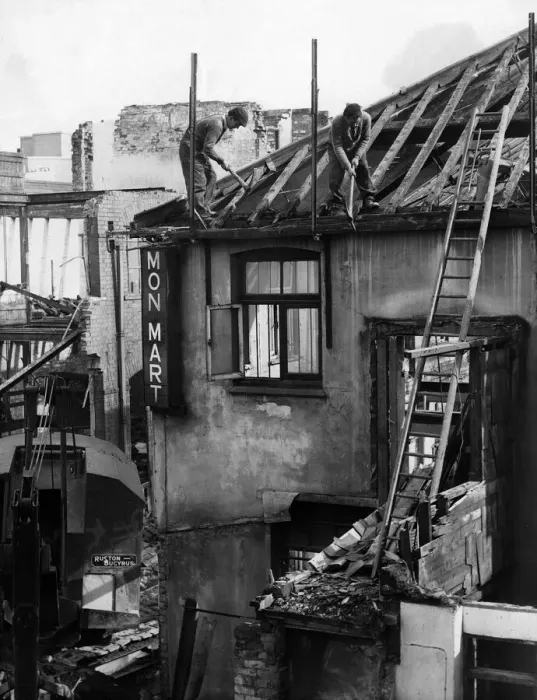 Framed Print : Workmen busy demolishing old property in Queen Street, Cardiff. 6th April 1960