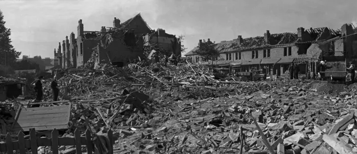 Framed Print : Workmen clearing the rubble at Rookery Road, Handsworth