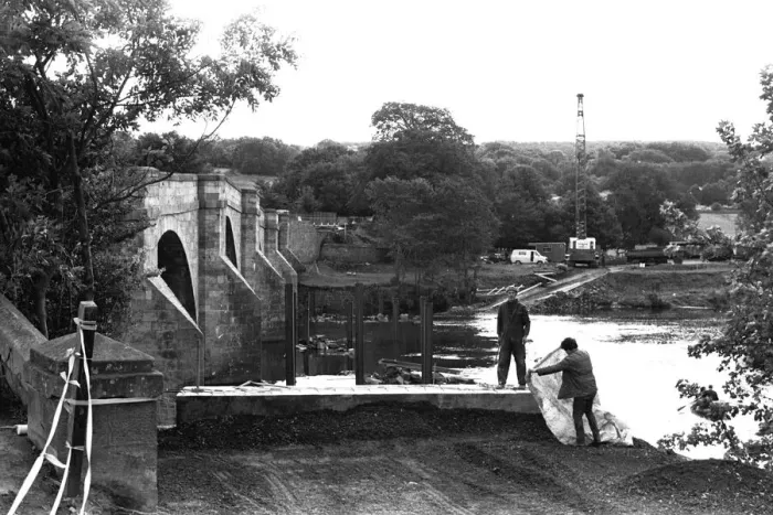 Framed Print : Workmen construct a £250, 000 temporary Bailey bridge over the River Tyne Framed Print : Workmen construct a £250, 000 temporary Bailey bridge over the River Tyne