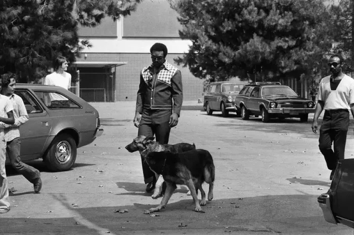 Framed Print : World boxing champion George Foreman pictured outside his training ground