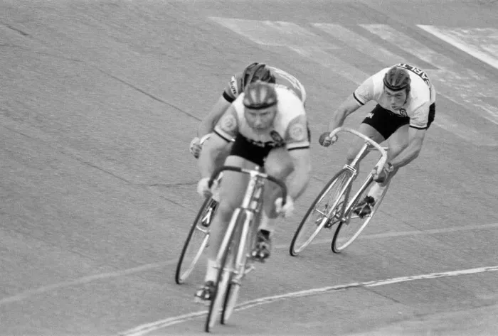 Framed Print : Former World Champion sprint cyclist Reg Harris pictured at the Fallowfield Racing track Framed Print : Former World Champion sprint cyclist Reg Harris pictured at the Fallowfield Racing track