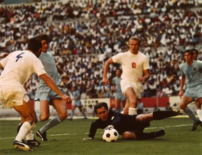 Framed Print : World Cup 1970 Group C England 1 Czechoslovakia 0 Jalisco Framed Print : World Cup 1970 Group C England 1 Czechoslovakia 0 Jalisco