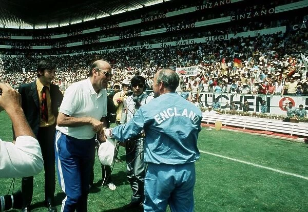 World Cup 1970 Helmut Schoen and Alf Ramsey England manager in tracksuit England West