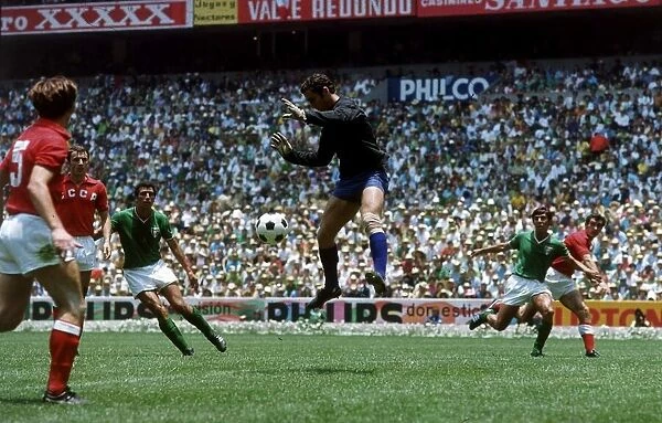 World Cup 1970 Opening Match Mexico 0 USSR 0 Azteca