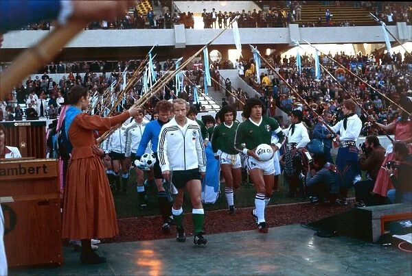 World Cup 1978 Group 2 West Germany 6 Mexico 0 Eduardo Ramos
