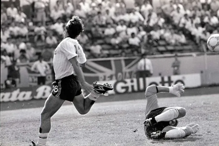 Framed Print : World Cup 1986 Group F England 3 Poland 0 Peter Reid (16 Framed Print : World Cup 1986 Group F England 3 Poland 0 Peter Reid (16