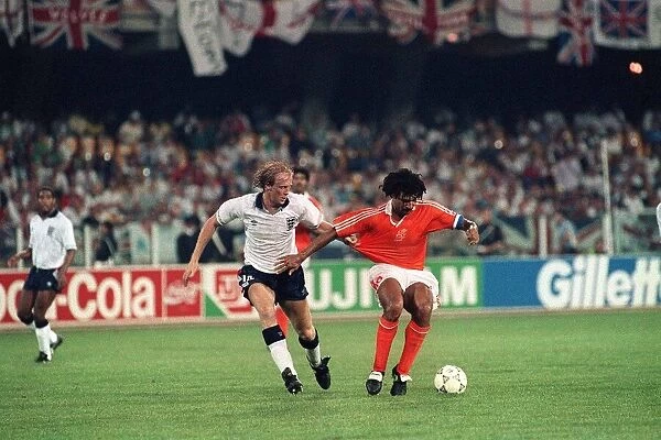 World cup 1990 Group F England 0 Holland 0 Mark Wright pulling