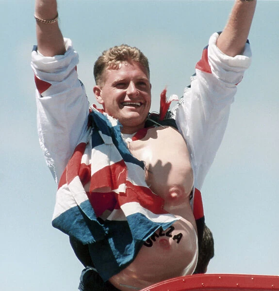 World Cup 1990 In Italy. England star Paul Gascoigne arriving back in England