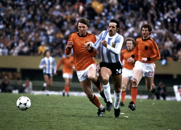 World Cup Final Holland v Argentina Leopoldo Luque of Argentina tries to find away