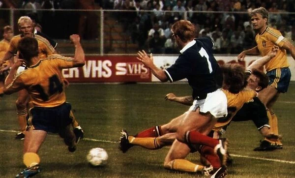 World Cup Football Italy 1990 Group C Scotland 2 Sweden 1