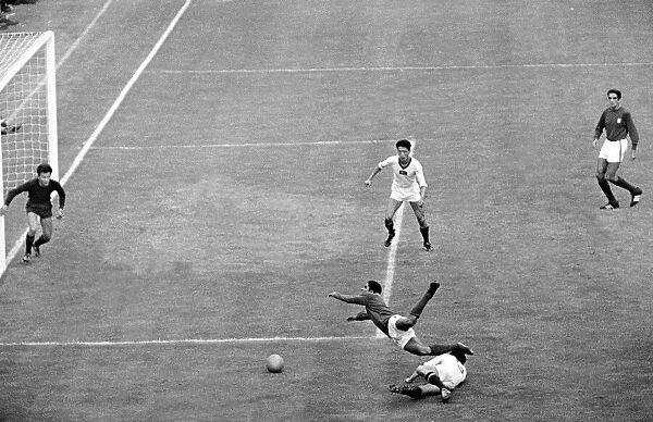 World Cup North Korea versus Portugal 24th July 1966 Owens
