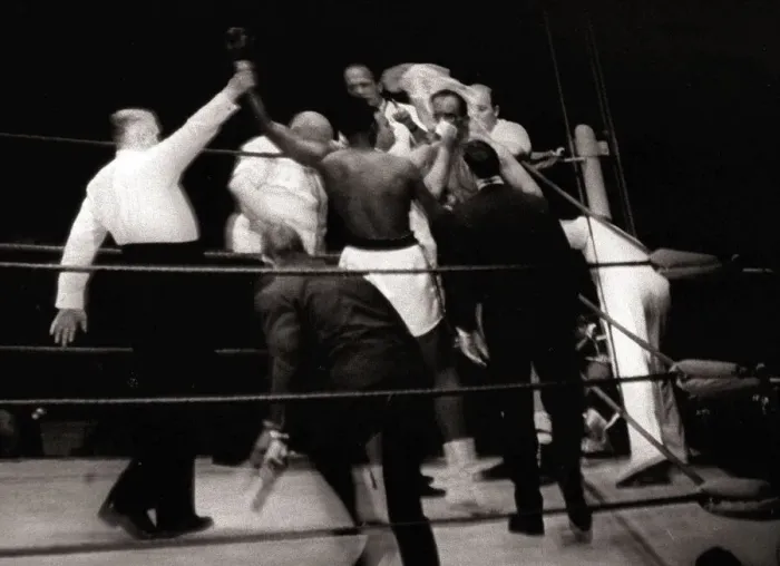 Framed Print : World heavyweight title fight between American champion Muhammad Ali