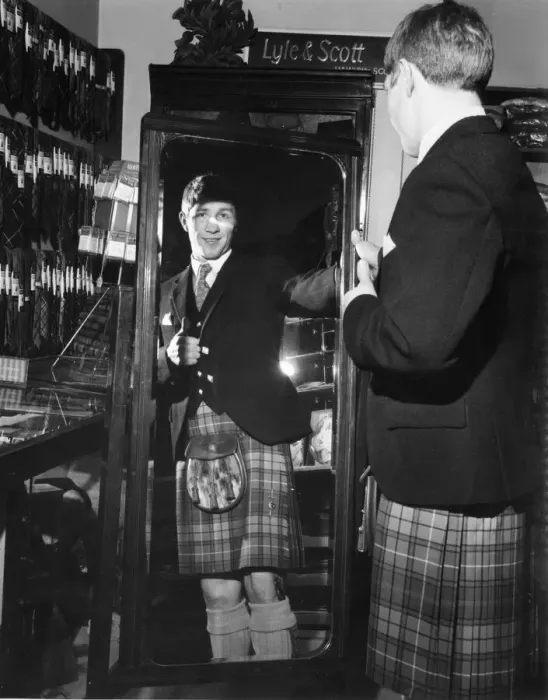 Framed Print : World Lightweight Champion Ken Buchanan seen here modelling a kilt prior to his trip to