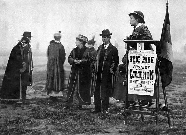 World War One An anti conscription meeting at Hyde Park is poorly attended