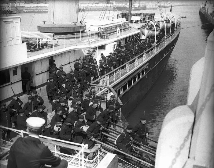 Framed Print : World War One Belgian Army Soldiers arriving by ship at Ostend from Le Havre Circa Framed Print : World War One Belgian Army Soldiers arriving by ship at Ostend from Le Havre Circa