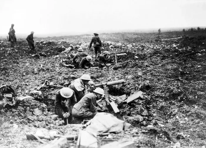 Framed Print : World War One - Canadian troops sit in their fox holes manning their machine guns Circa Framed Print : World War One - Canadian troops sit in their fox holes manning their machine guns Circa