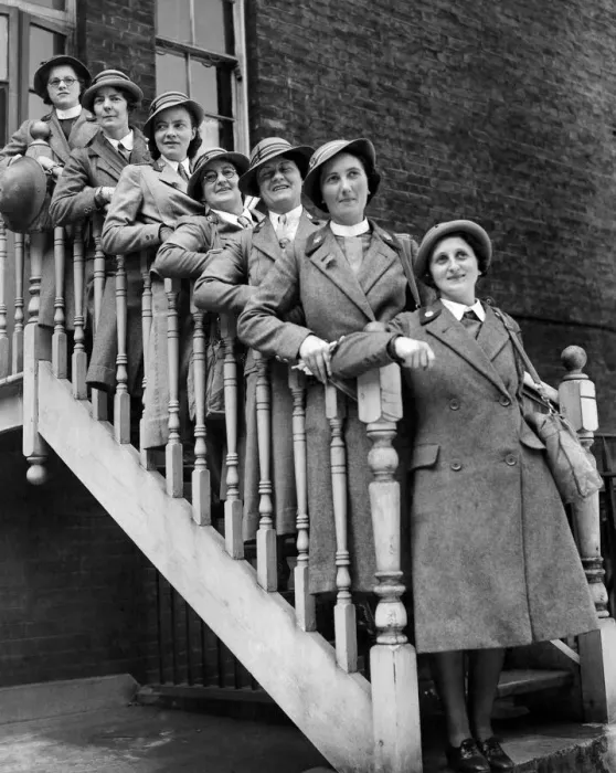 Framed Print : World War II: Nurses. British Nurses Home from Flanders