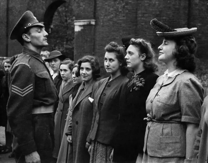 Framed Print : World War II Women. Sergeant S. Shorter illustrates how to stand at attention Framed Print : World War II Women. Sergeant S. Shorter illustrates how to stand at attention