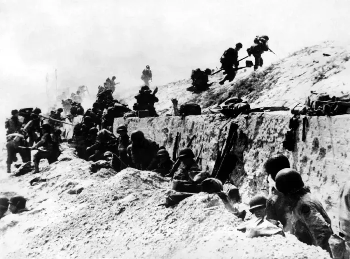 Framed Print : World War Two - Second World War - The D-Day invasion of Normandy, France Framed Print : World War Two - Second World War - The D-Day invasion of Normandy, France