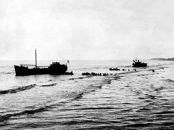 World War Two - Second World War - The evacuation of the BEF from the beaches at Dunkirk