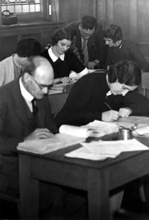 Framed Print : World War Two - Second World War - Teachers from Jarrow joined in the war effort by Framed Print : World War Two - Second World War - Teachers from Jarrow joined in the war effort by
