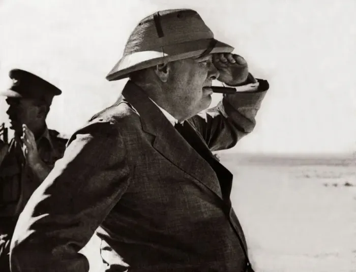 Framed Print : World War Two. British Prime Minister Winston Churchill viewing the Alemein position Framed Print : World War Two. British Prime Minister Winston Churchill viewing the Alemein position