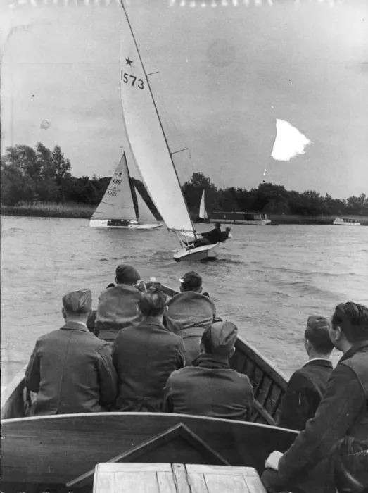 Framed Print : Wounded British Army personnel, from local hospitals in Norfolk are entertained on by Framed Print : Wounded British Army personnel, from local hospitals in Norfolk are entertained on by