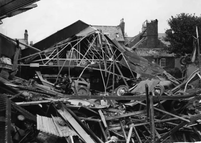 Framed Print : The wreckage of the Britannia Garage, Bridlington 20th August 1940 Framed Print : The wreckage of the Britannia Garage, Bridlington 20th August 1940