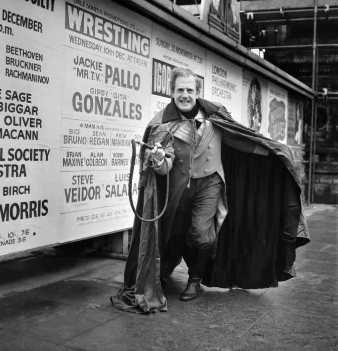 Framed Print : Wrestler Jackie Pallo is due to star in the pantomime Goldilocks Framed Print : Wrestler Jackie Pallo is due to star in the pantomime Goldilocks