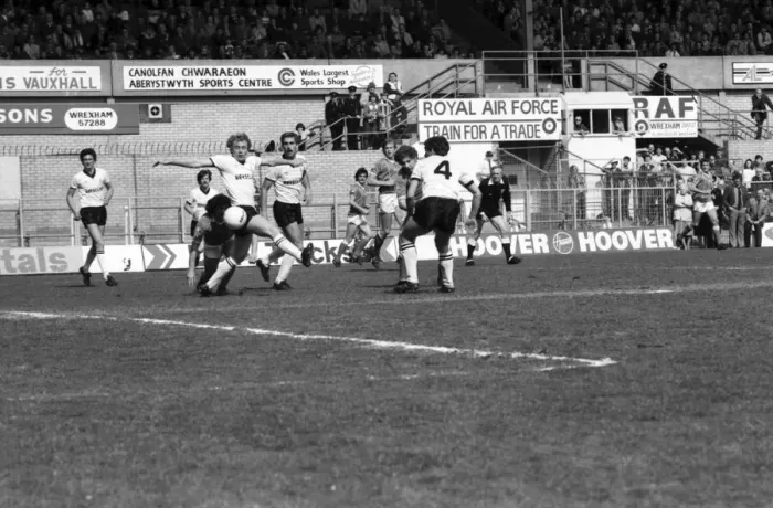 Framed Print : Wrexham 0 v. Barnsley 0. April 1982 MF06-34-005 Local Caption Division 2 Football Framed Print : Wrexham 0 v. Barnsley 0. April 1982 MF06-34-005 Local Caption Division 2 Football