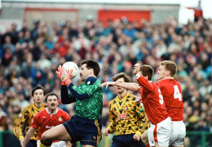 Framed Print : Wrexham v Arsenal, FA Cup match at the Racecourse Ground in Wrexham, 4th January 1992 Framed Print : Wrexham v Arsenal, FA Cup match at the Racecourse Ground in Wrexham, 4th January 1992
