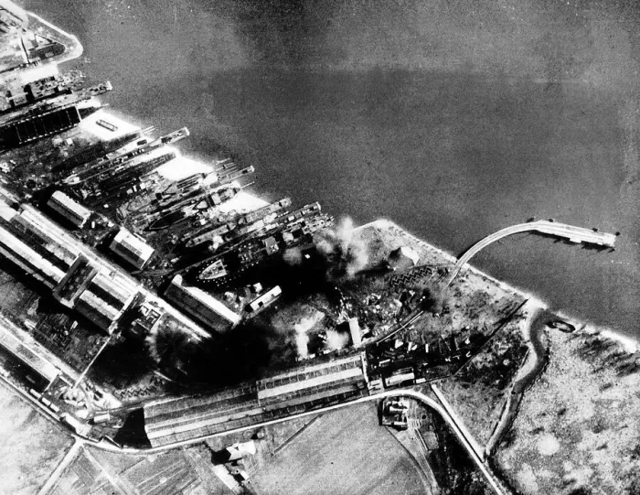 Framed Print : WW2 Bombing raid on the shipyards at Le Trait on the Seine in enemy occupied France Framed Print : WW2 Bombing raid on the shipyards at Le Trait on the Seine in enemy occupied France
