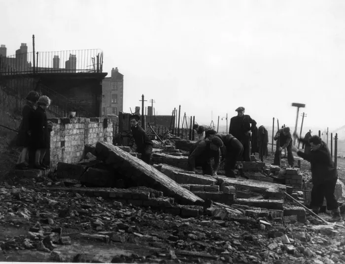 Framed Print : WW2 II Scotland Glasgow Clydebank Air Raid Two children watch workmen clear away Framed Print : WW2 II Scotland Glasgow Clydebank Air Raid Two children watch workmen clear away