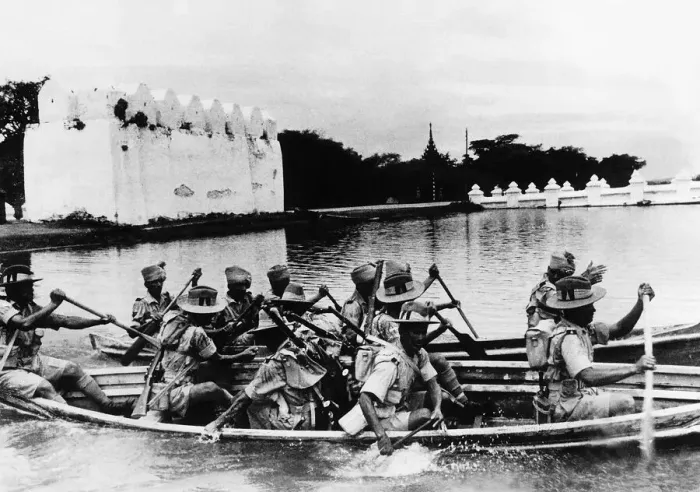 Framed Print : WW2 Indian troops training for river crossing on the moat of Mandalays famous old fort Framed Print : WW2 Indian troops training for river crossing on the moat of Mandalays famous old fort
