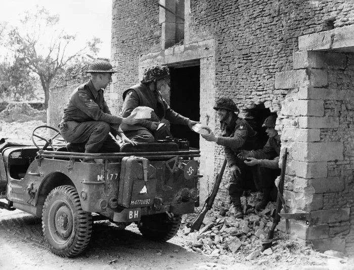 Framed Print : WW2 White bread being delivered by British troops in jeep from a bakery behind the line Framed Print : WW2 White bread being delivered by British troops in jeep from a bakery behind the line