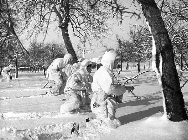 WW2 The White Patrol January 1945 British Recce Party in Germany very much on the alert