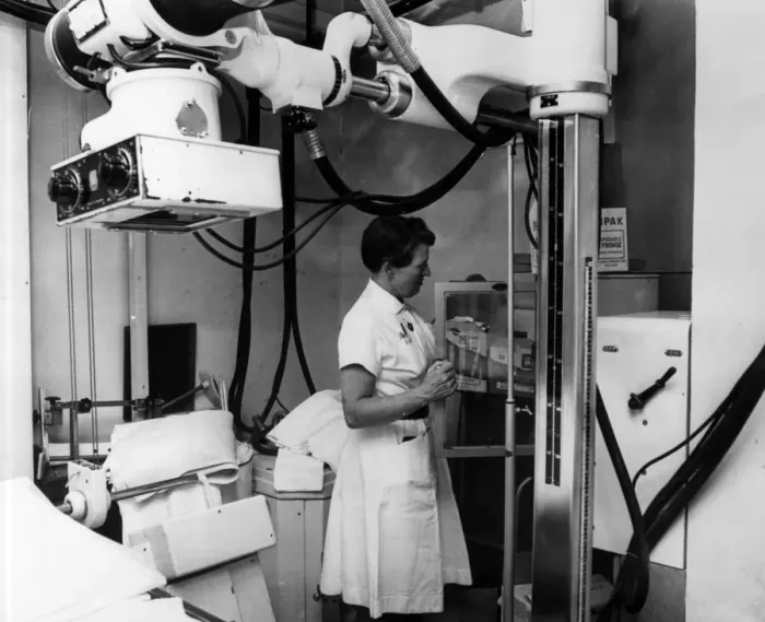 Framed Print : X-Ray Department at Coventry and Warwickshire Hospital, Coventry, West Midlands Framed Print : X-Ray Department at Coventry and Warwickshire Hospital, Coventry, West Midlands