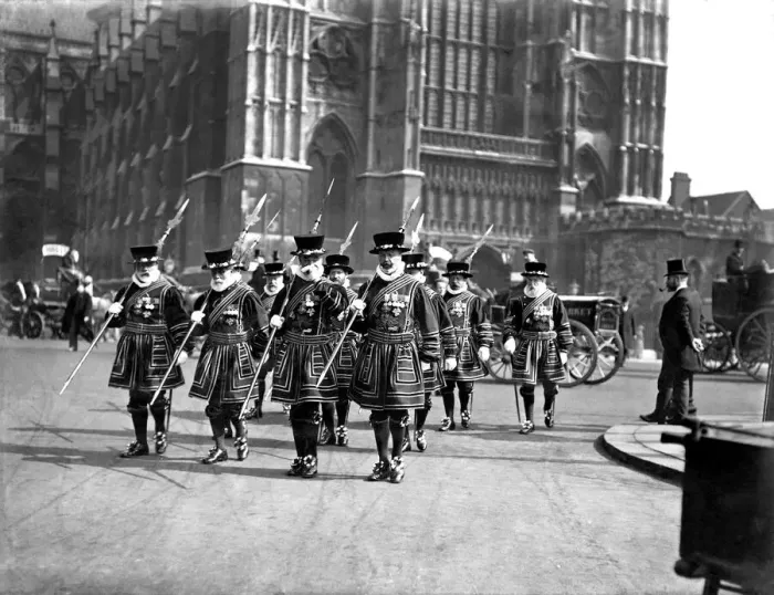 Framed Print : Yeoman of the guard. April 1906 P013254 Framed Print : Yeoman of the guard. April 1906 P013254