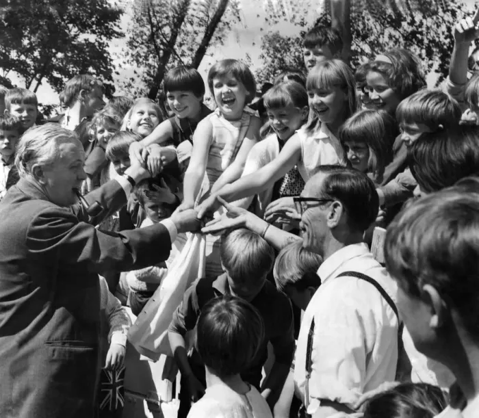 Framed Print : Yorkshire miners Gala. Harold Wilson meets some of the miner Framed Print : Yorkshire miners Gala. Harold Wilson meets some of the miner
