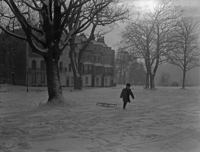 Framed Print : A young boy pulls his sledge up Sion Hill, Clifton, Bristol. 1st January 1962 Framed Print : A young boy pulls his sledge up Sion Hill, Clifton, Bristol. 1st January 1962