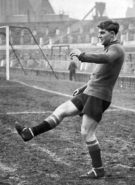Young Manchester United footballer Duncan Edwards pictured during a training session