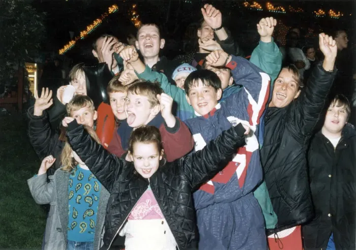 Framed Print : Youngsters salute Manchester 2000 Olympic Bid hopes at Piccadilly Gardens firework Framed Print : Youngsters salute Manchester 2000 Olympic Bid hopes at Piccadilly Gardens firework