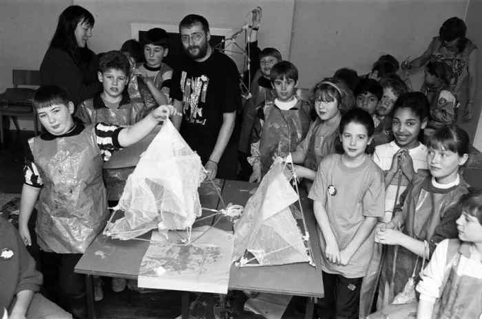 Framed Print : Youngsters from schools throughout Kirklees, pictured here making lanterns