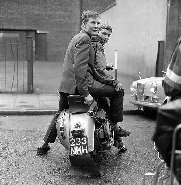 Youth Culture Mod Mods Swinging Sixties Collection May 1964 Mods wearing suits